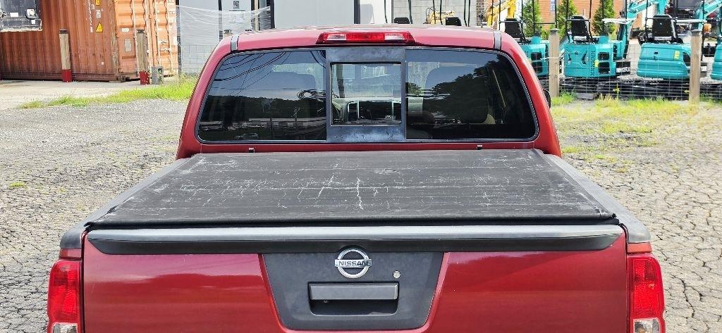 Nissan Frontier S Crew Cab 6MT 4WD 2015