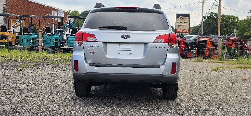 Subaru Outback 2.5i Premium 2012