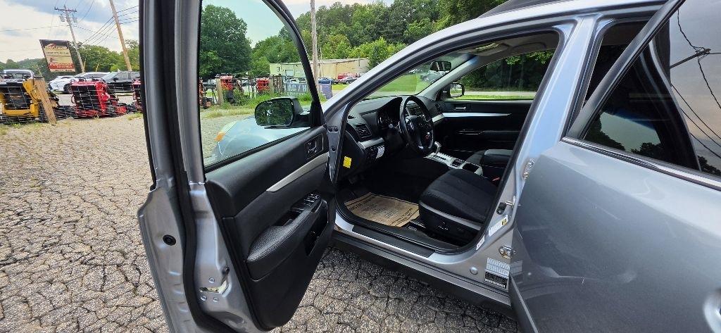 Subaru Outback 2.5i Premium 2012