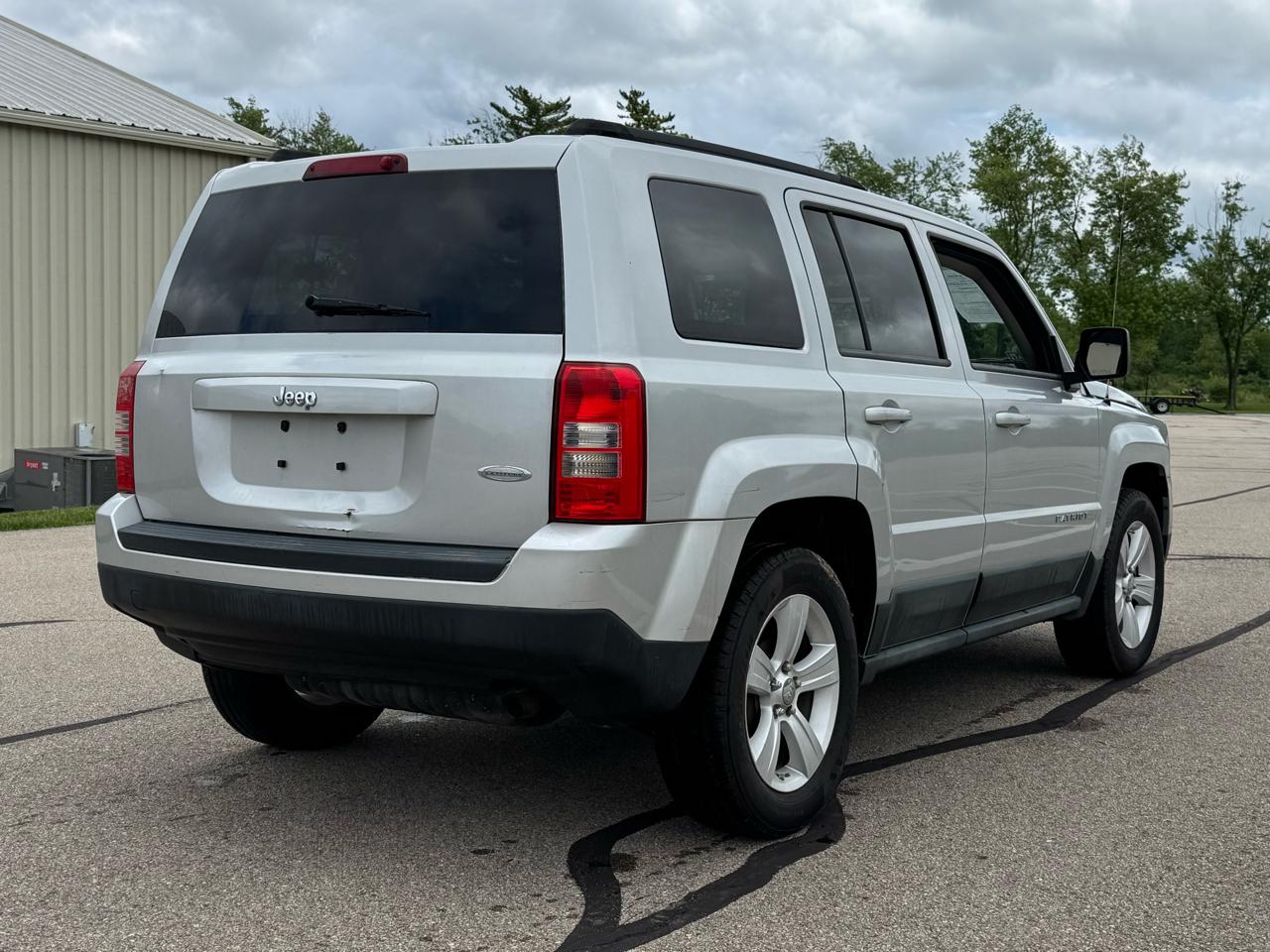 Jeep Patriot 2WD 2011