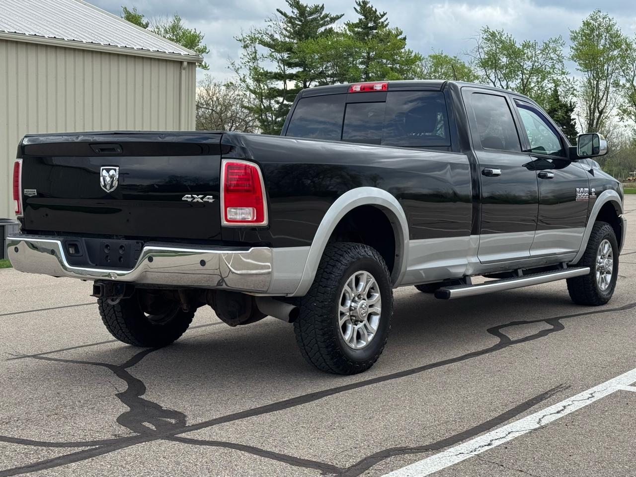 RAM 3500 Laramie Crew Cab LWB 4WD 2014