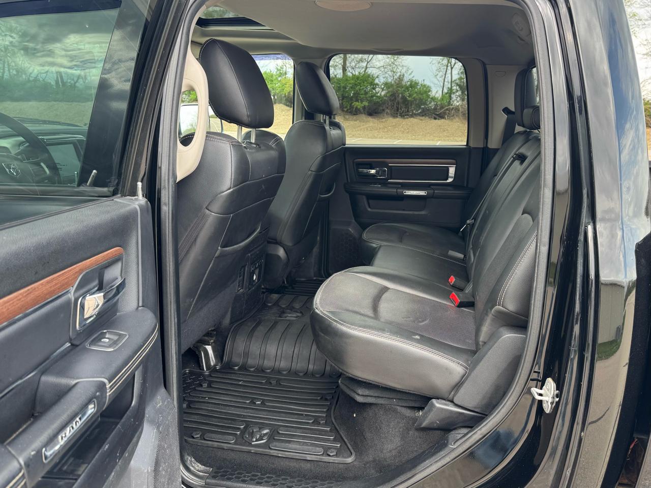 RAM 3500 Laramie Crew Cab LWB 4WD 2014