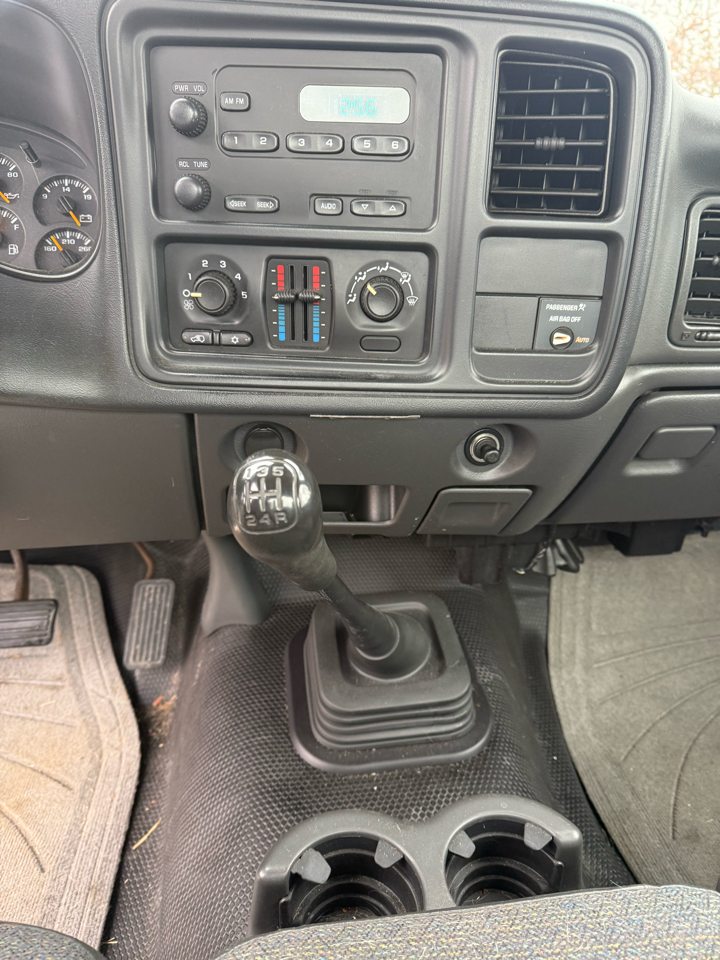 Chevrolet Silverado 1500 Work Truck Long Bed 2WD 2004