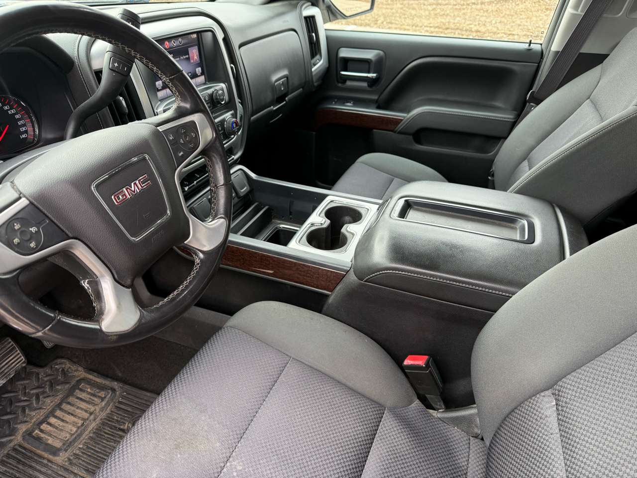 GMC Sierra 1500 SLE Crew Cab Long Box 4WD 2015