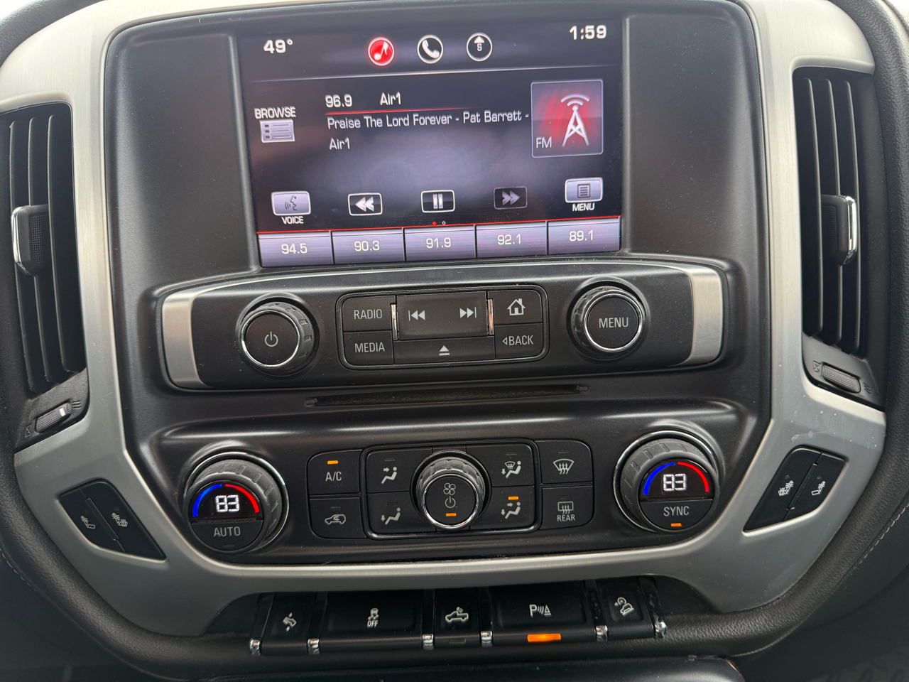 GMC Sierra 1500 SLE Crew Cab Long Box 4WD 2015