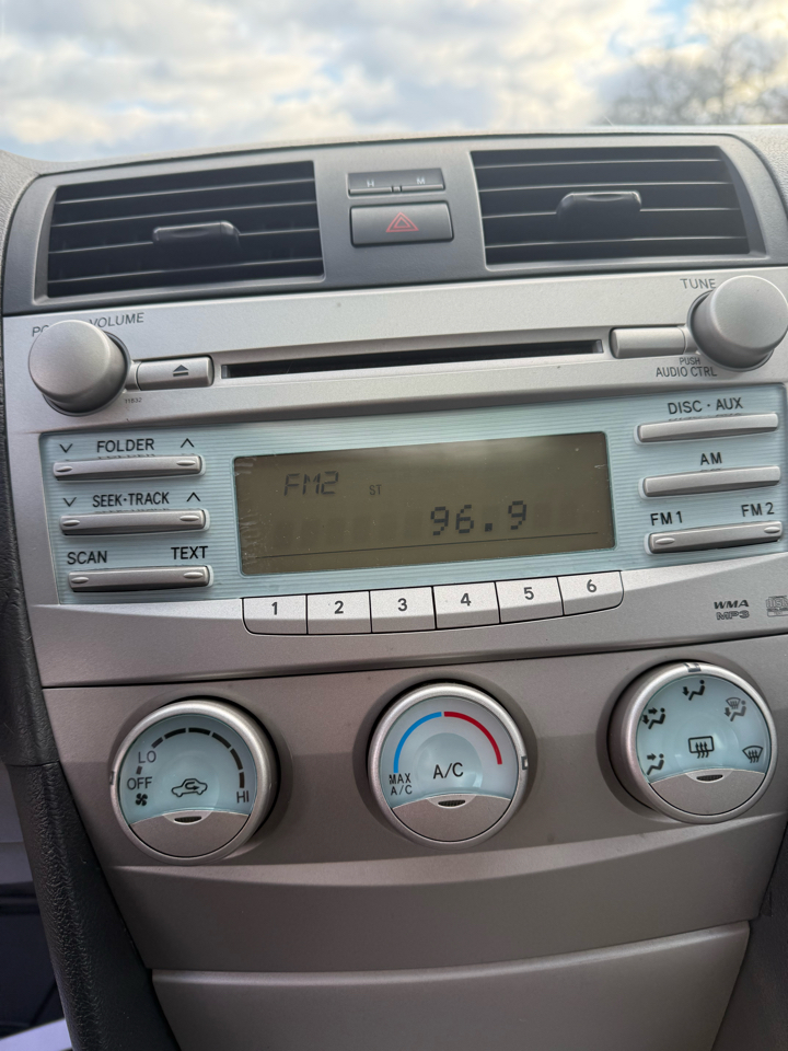 Toyota Camry LE V6 2008