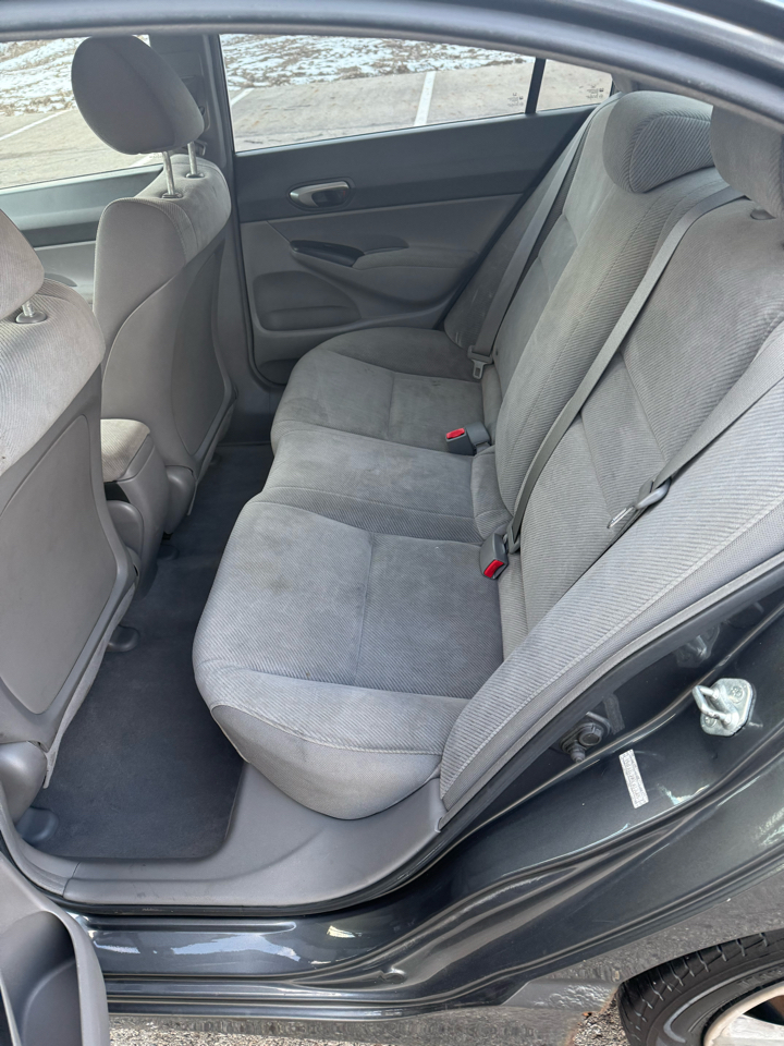 Honda Civic LX Sedan 5-Speed AT 2009