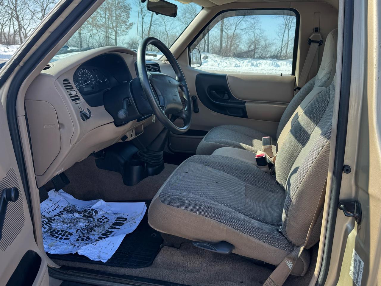 Ford Ranger XL Short Bed 2WD 2000