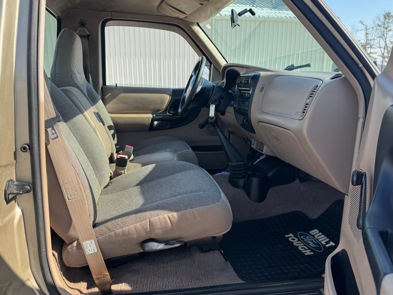 Ford Ranger XL Short Bed 2WD 2000