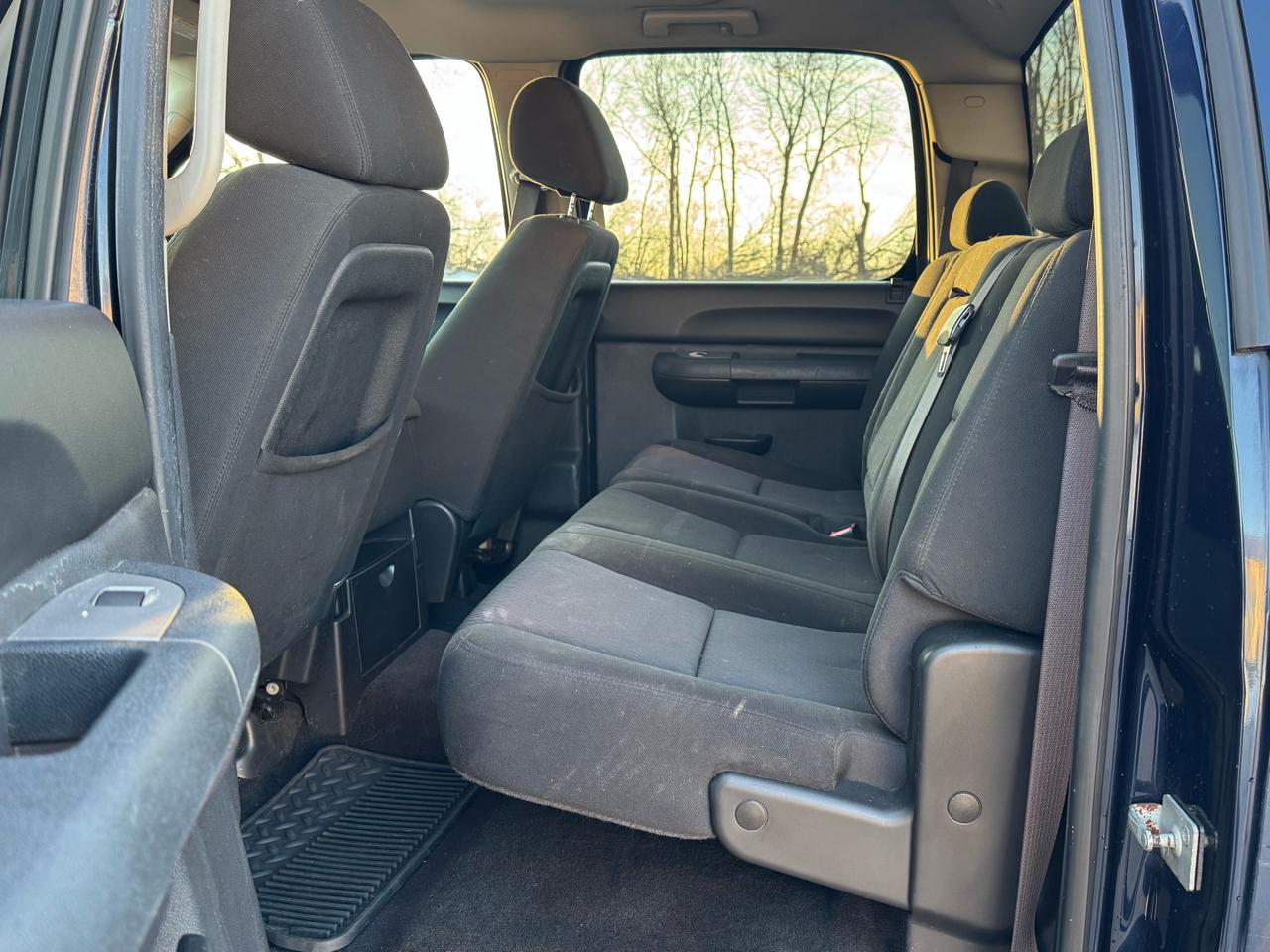 GMC Sierra 2500HD SLE Crew Cab 4WD 2011