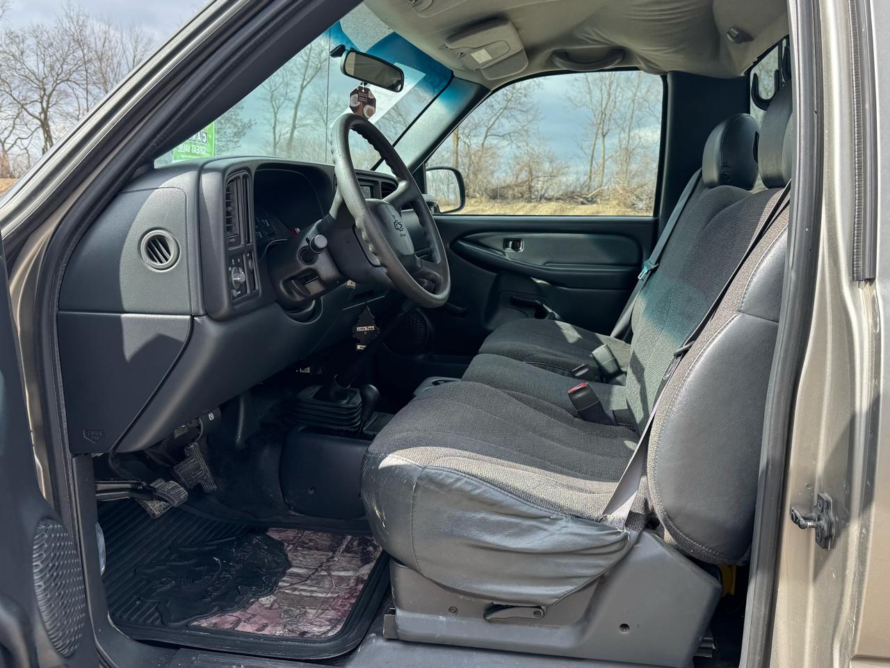 Chevrolet Silverado 1500 Reg. Cab Short Bed 4WD 2000