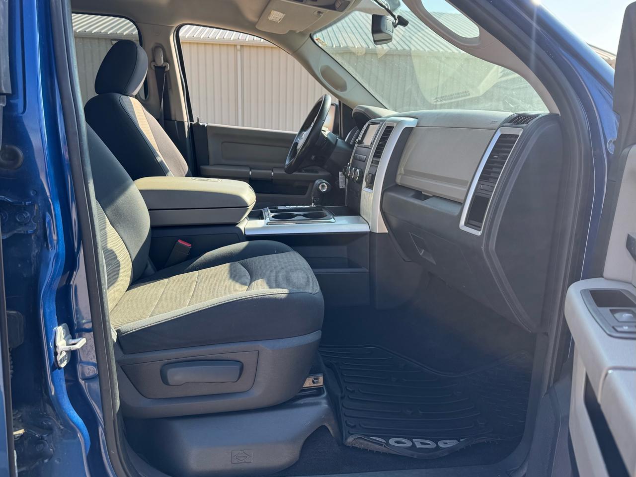 RAM 1500 ST Crew Cab 4WD 2010