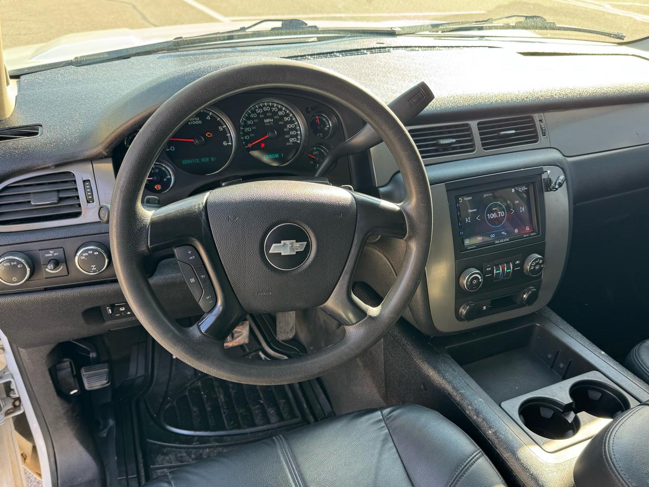 Chevrolet Suburban LS 2500 4WD 2009