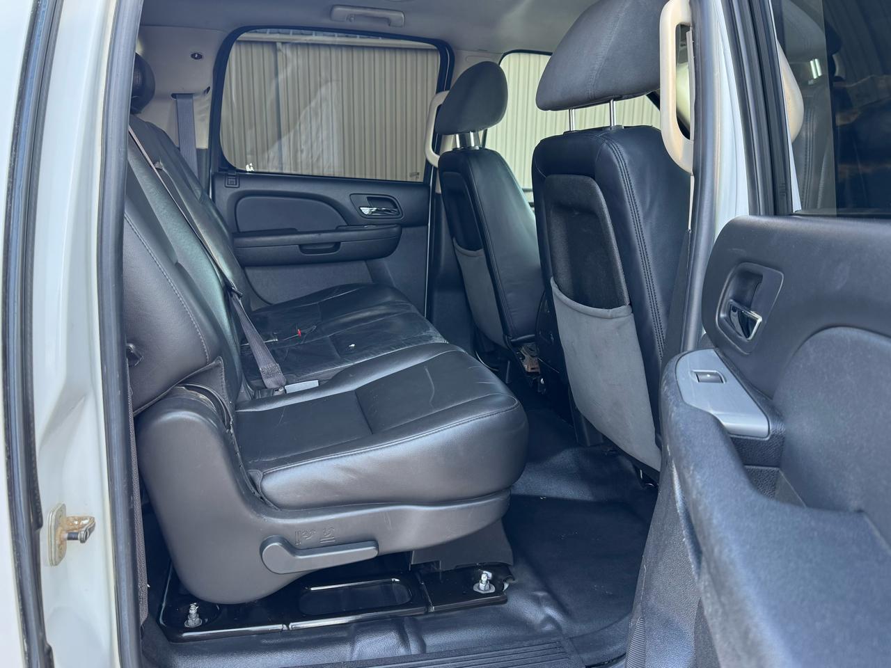 Chevrolet Suburban LS 2500 4WD 2009