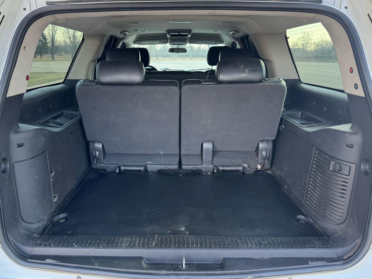 Chevrolet Suburban LS 2500 4WD 2009