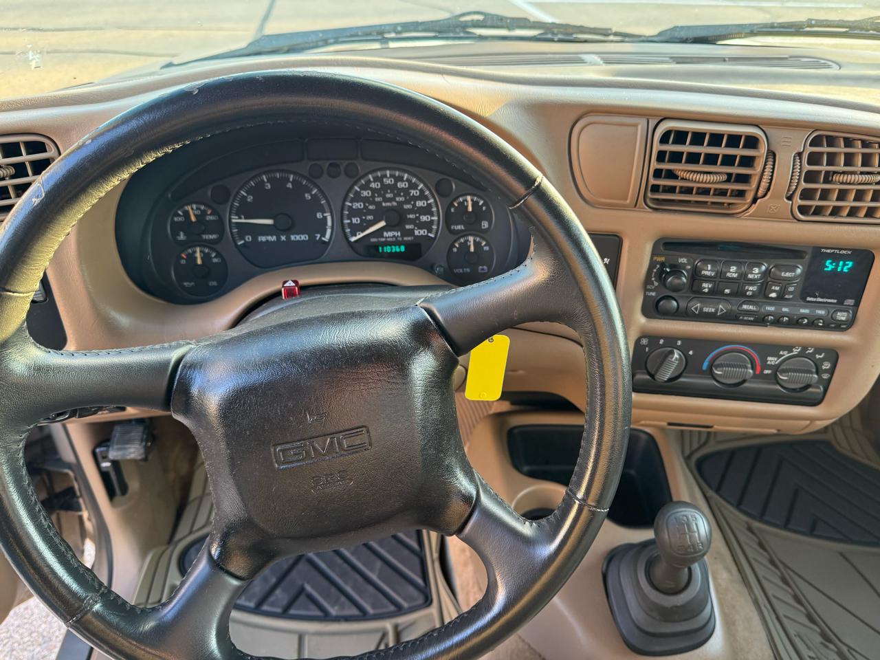 GMC Sonoma SL Ext. Cab 2WD 2002