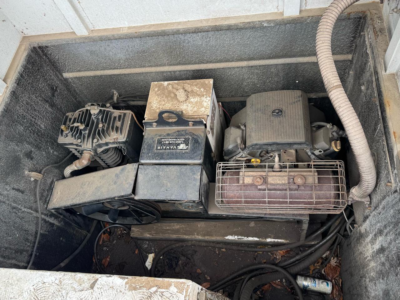 Dodge Ram 5500 Regular Cab 2WD 2011