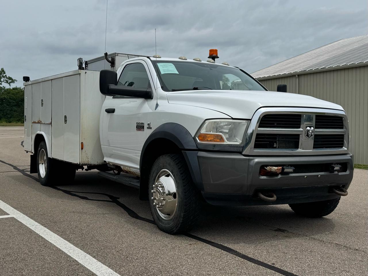 Dodge Ram 5500 Regular Cab 2WD 2011
