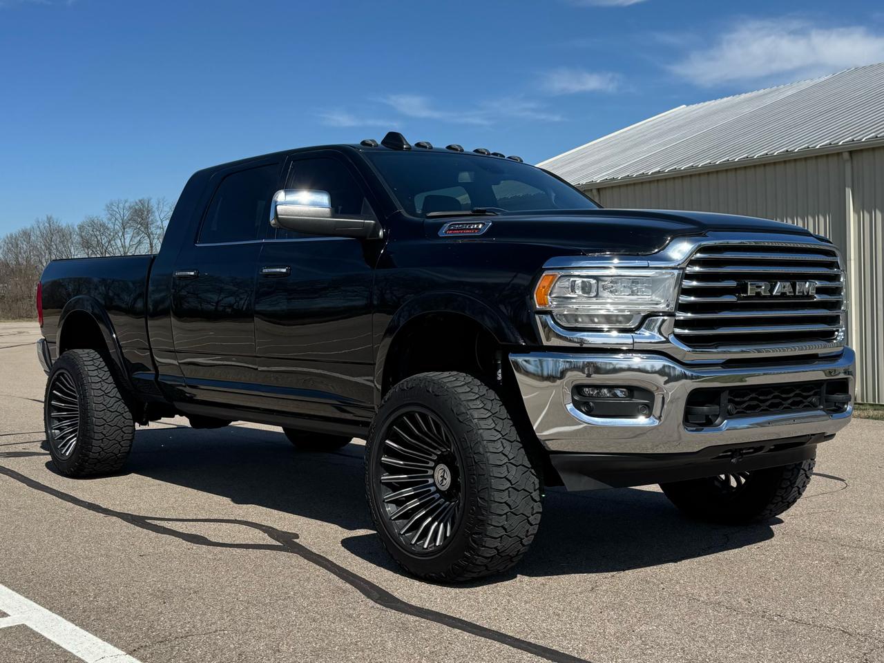 RAM 2500 Longhorn Mega Cab 4WD 2022