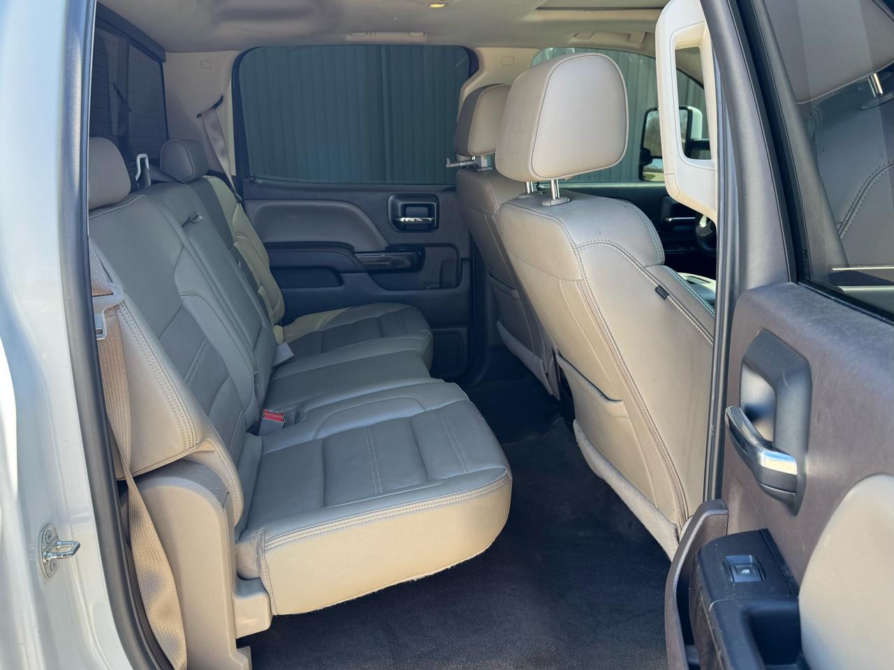 GMC Sierra 1500 Denali Crew Cab Long Box 4WD 2016