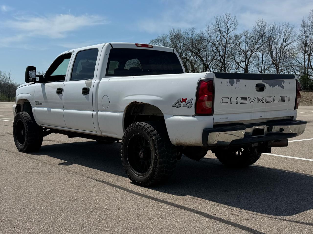 Chevrolet Silverado 2500HD LS Crew Cab 4WD 2006