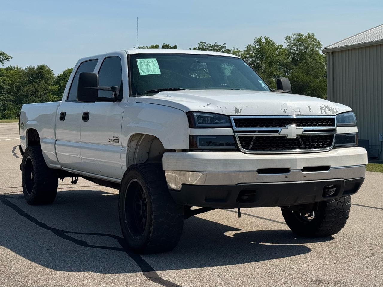 Chevrolet Silverado 2500HD LS Crew Cab 4WD 2006