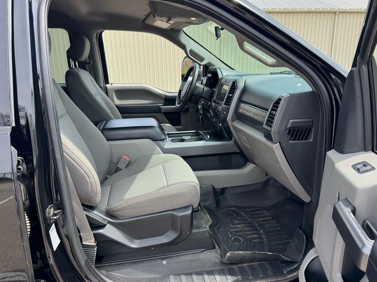 Ford F-550 Crew Cab DRW 4WD 2019