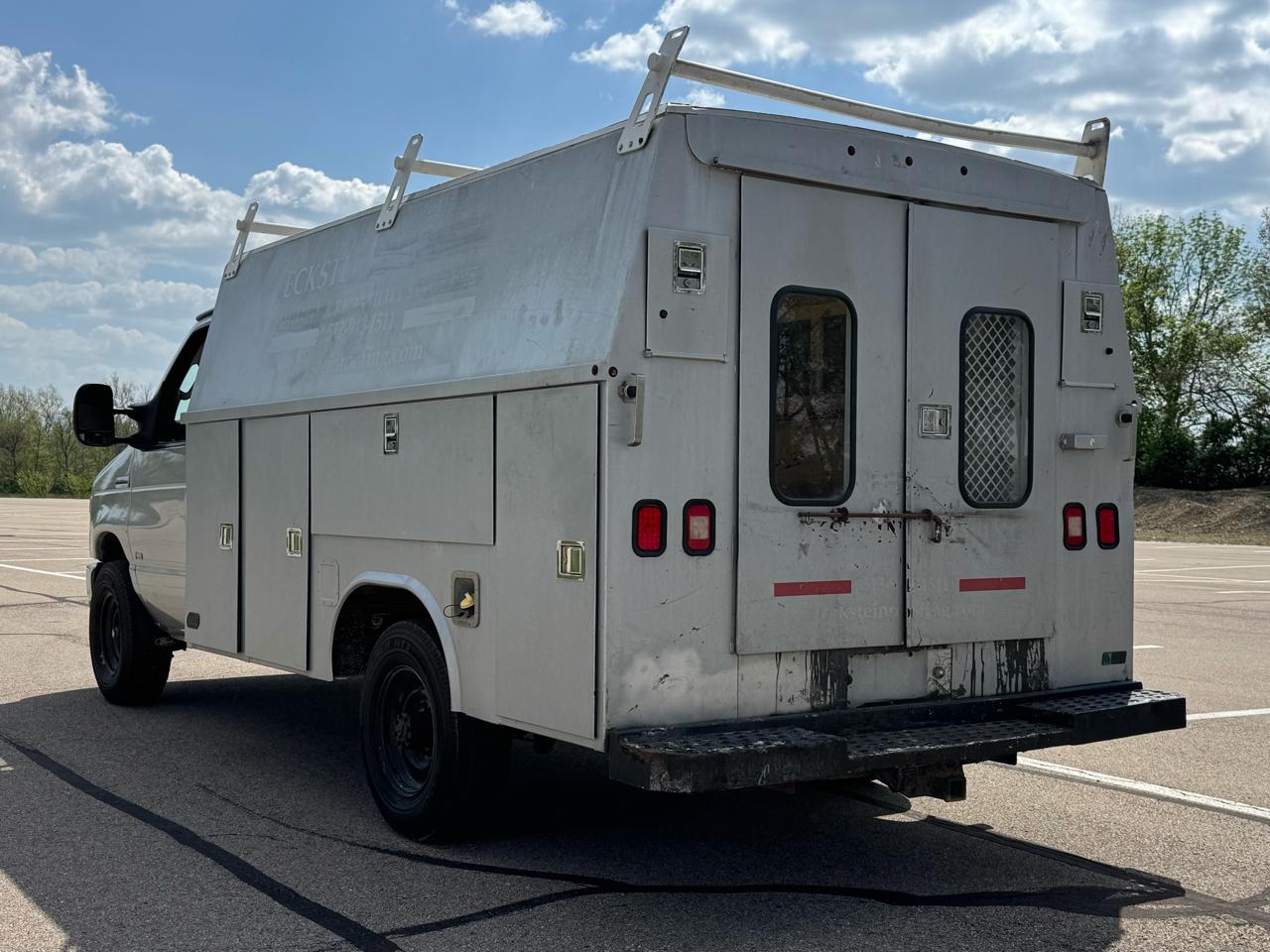 Ford Econoline E-350 Super Duty 2012