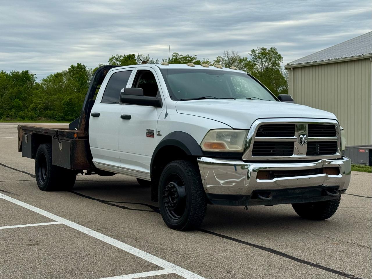 Dodge Ram 5500 Crew Cab 2WD 2011