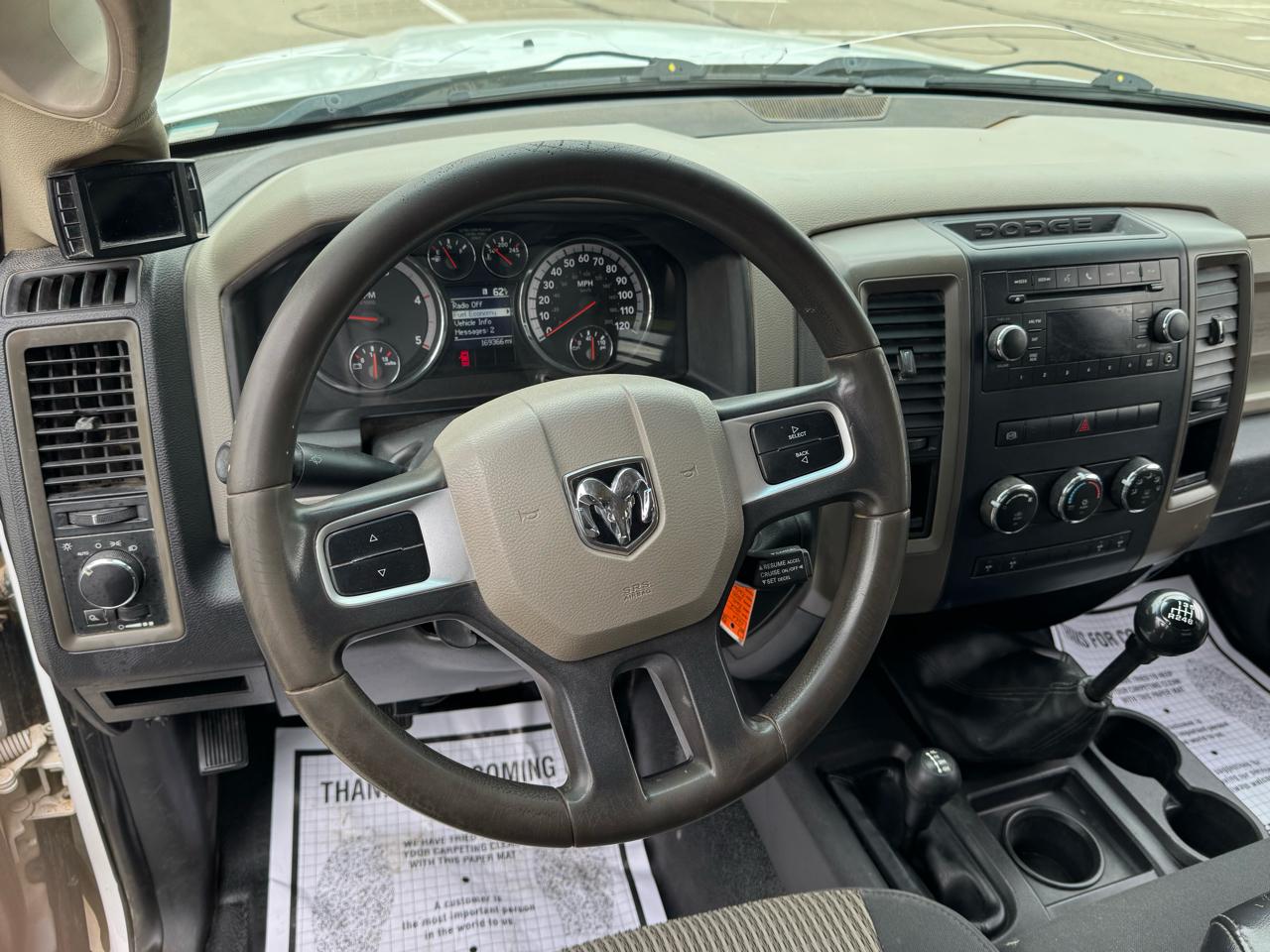 Dodge Ram 5500 Crew Cab 2WD 2011