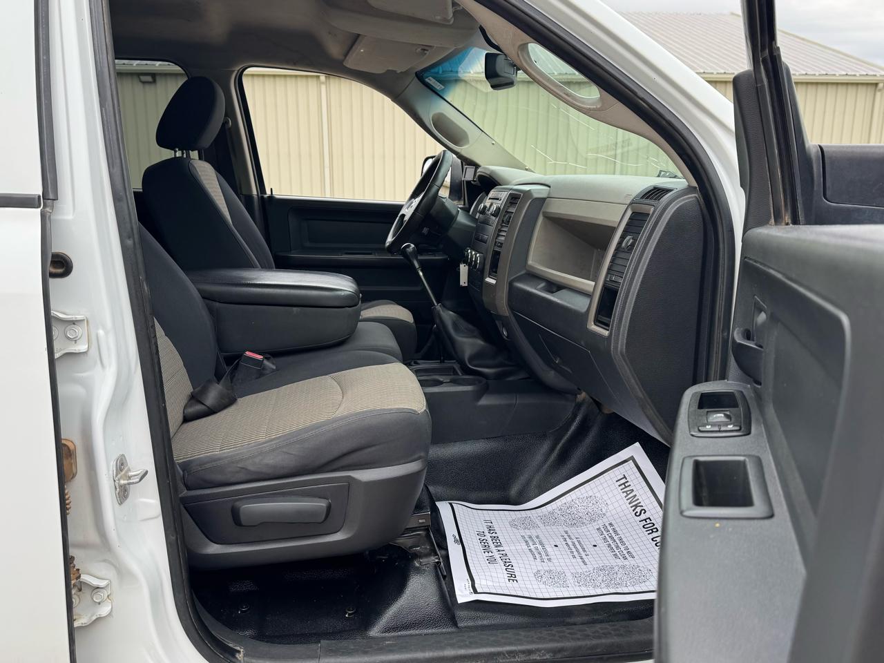 Dodge Ram 5500 Crew Cab 2WD 2011