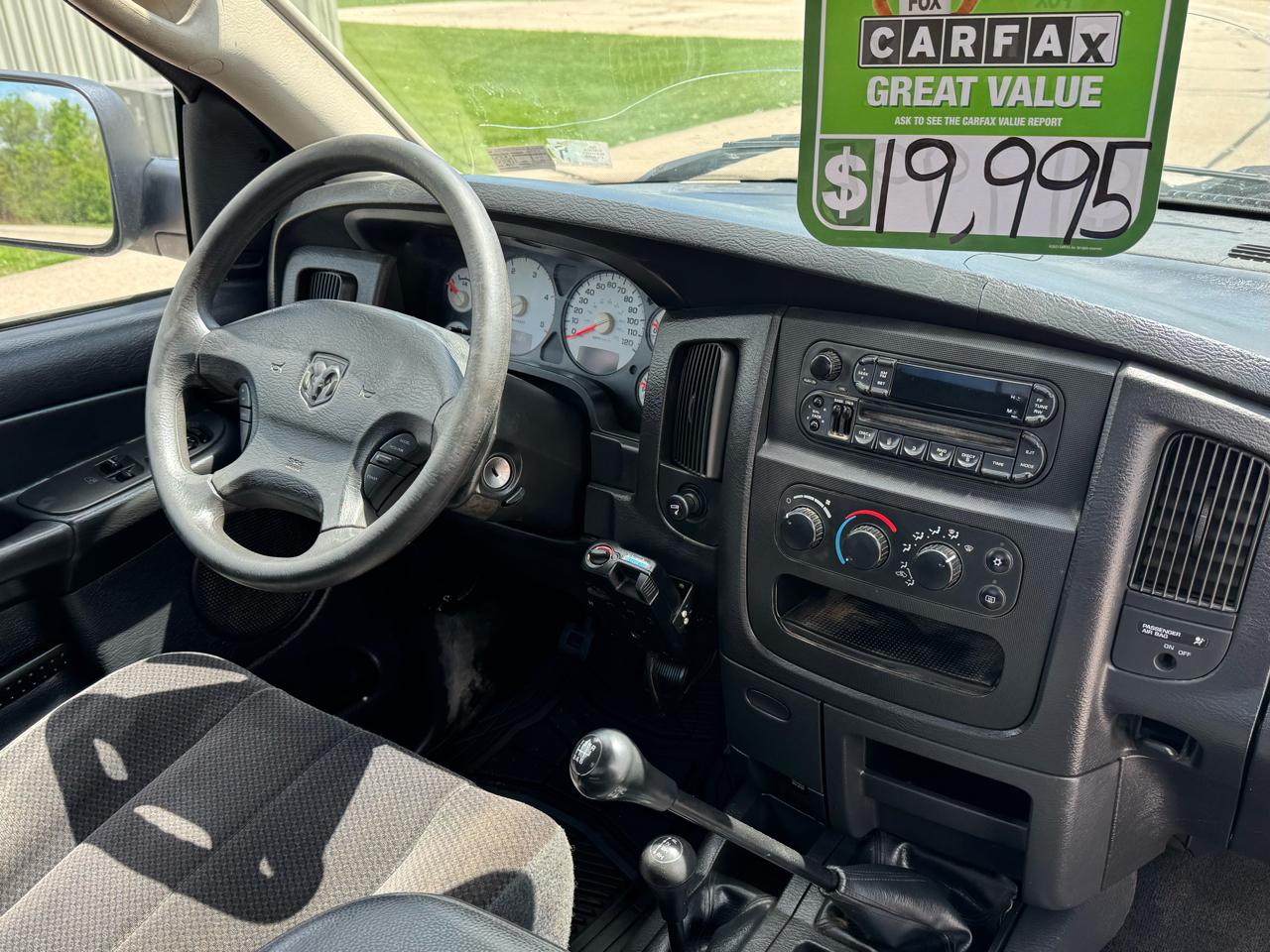 Dodge Ram 3500 ST 4WD DRW 2003