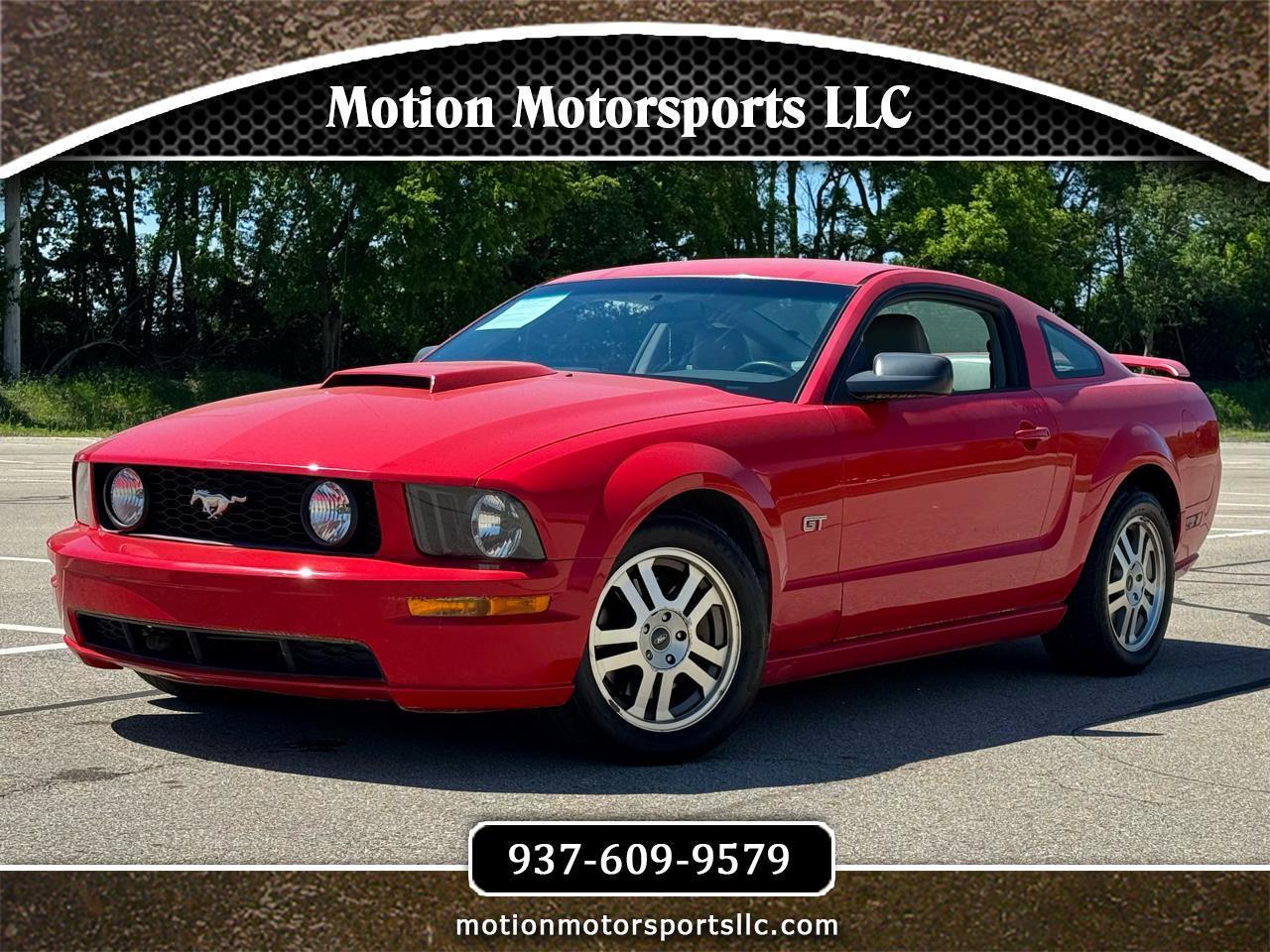 2005 Ford Mustang GT Deluxe's photo