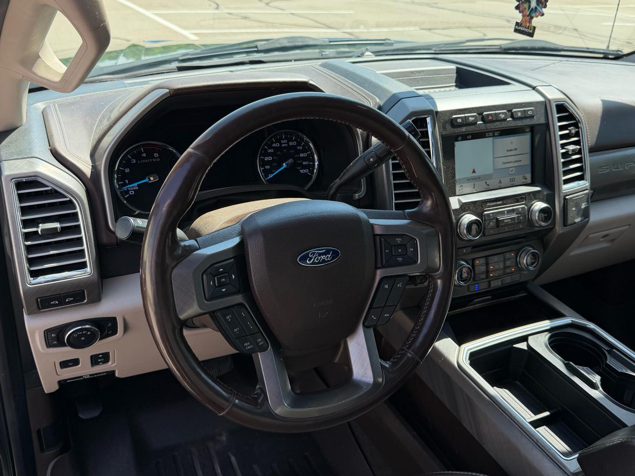 Ford F-350 SD Lariat Crew Cab 4WD 2018