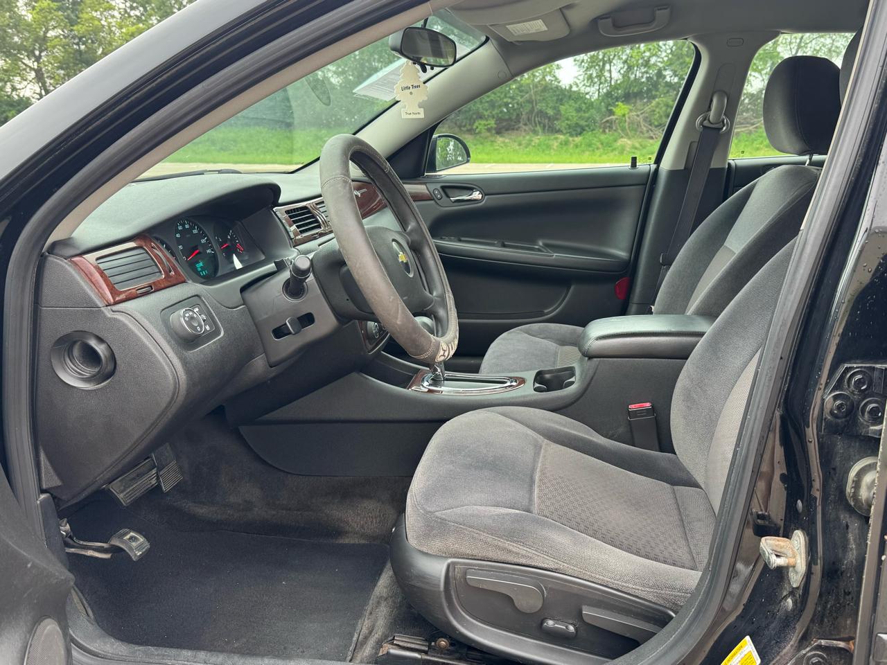 Chevrolet Impala LS 2011