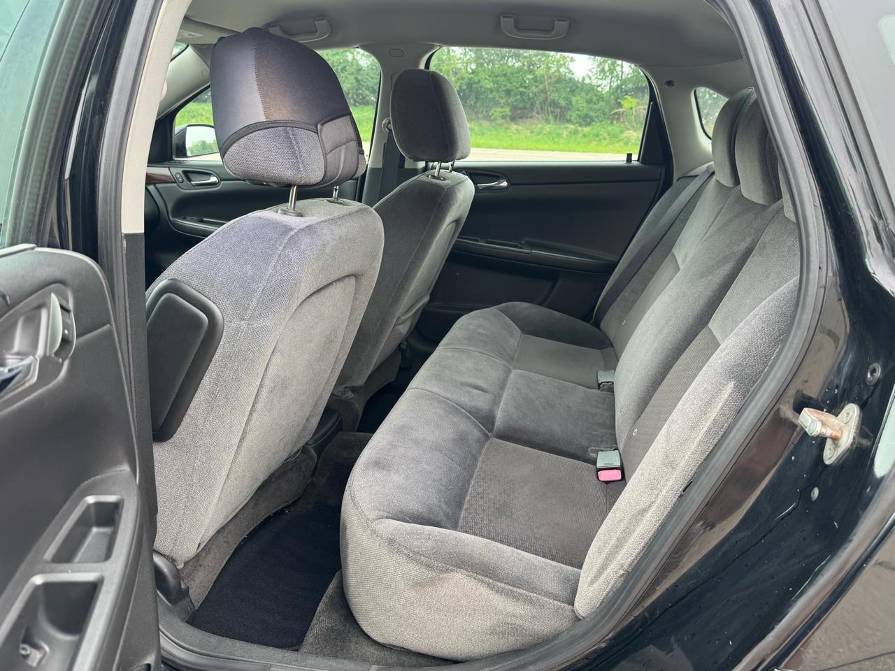 Chevrolet Impala LS 2011