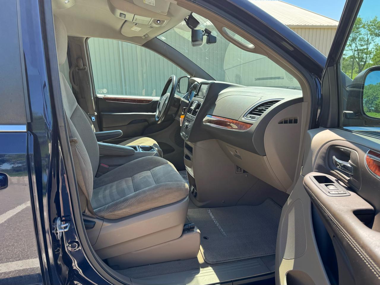 Chrysler Town & Country Touring 2014