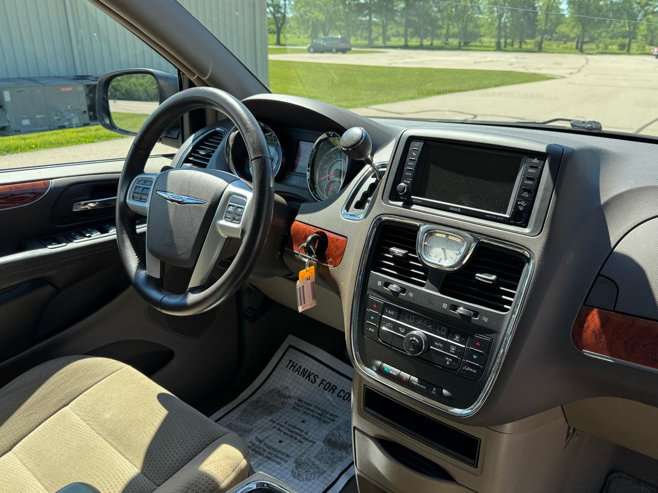 Chrysler Town & Country Touring 2014