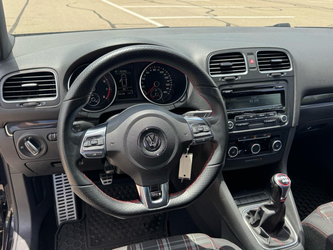 Volkswagen GTI Wolfsburg Edition 4-Door 2014