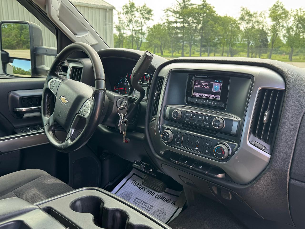 Chevrolet Silverado 2500HD LT Crew Cab 4WD 2015