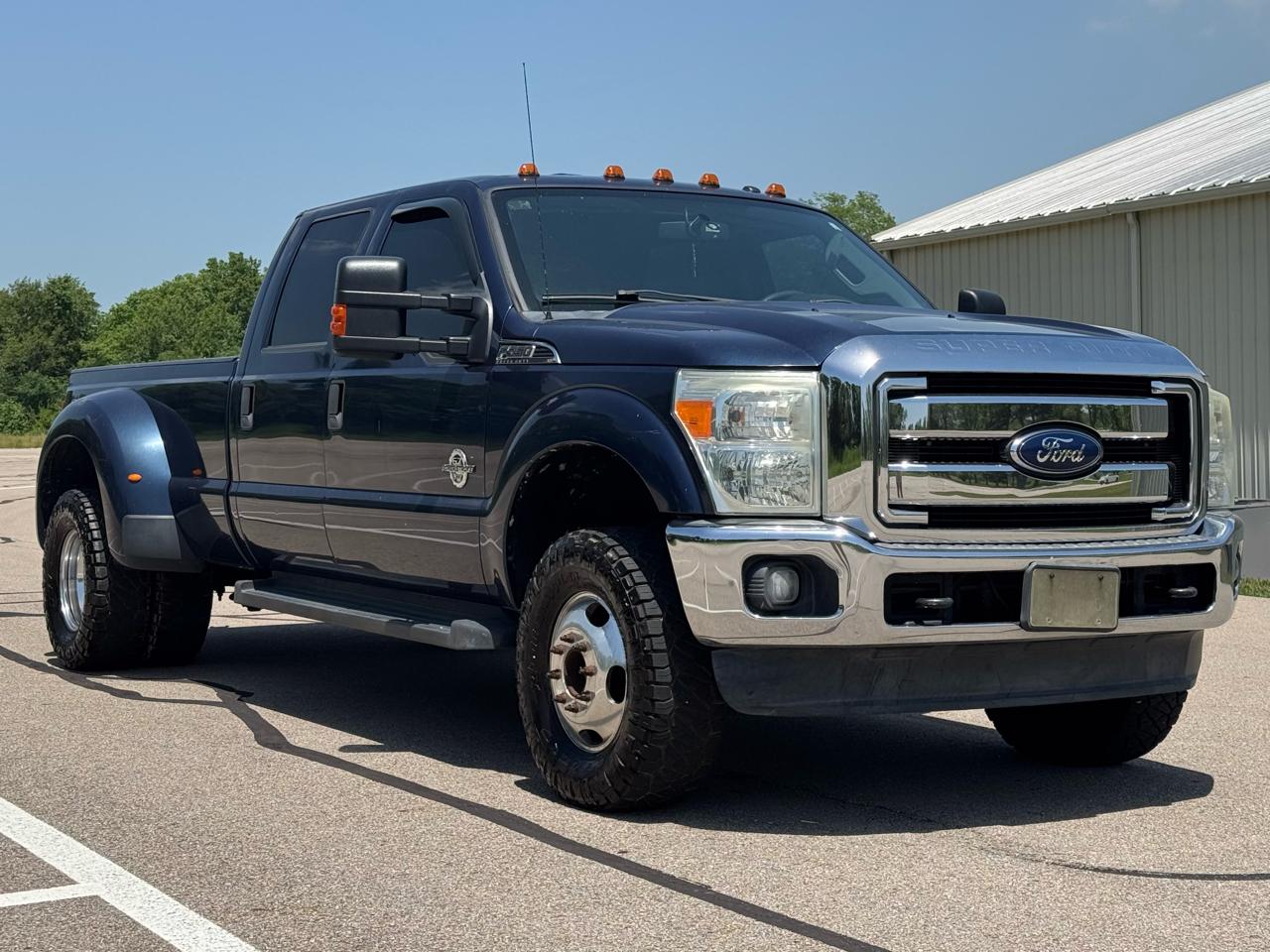 Ford F-350 SD XLT Crew Cab Long Bed DRW 4WD 2016