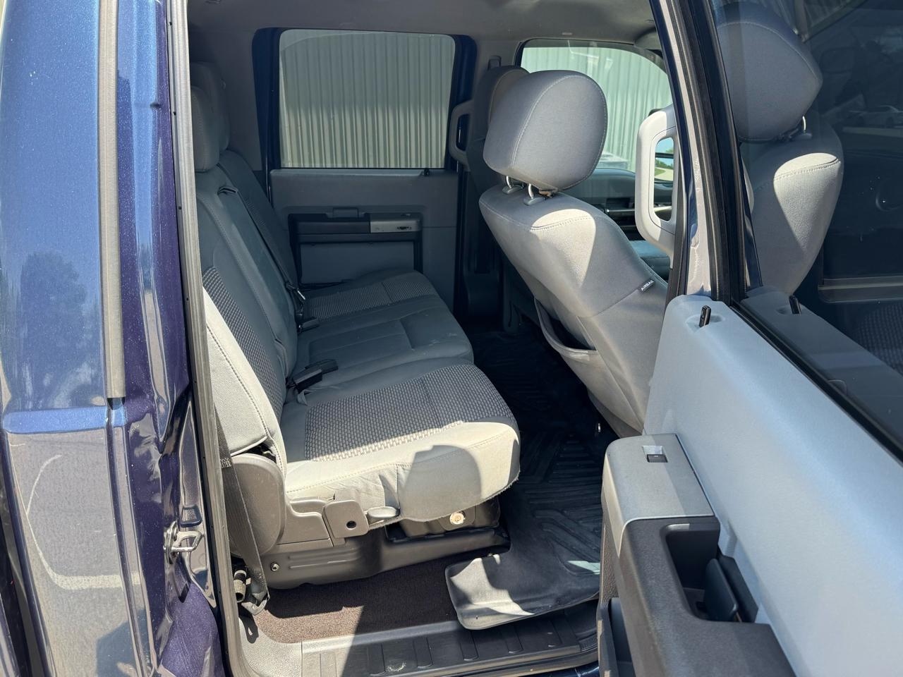 Ford F-350 SD XLT Crew Cab Long Bed DRW 4WD 2016