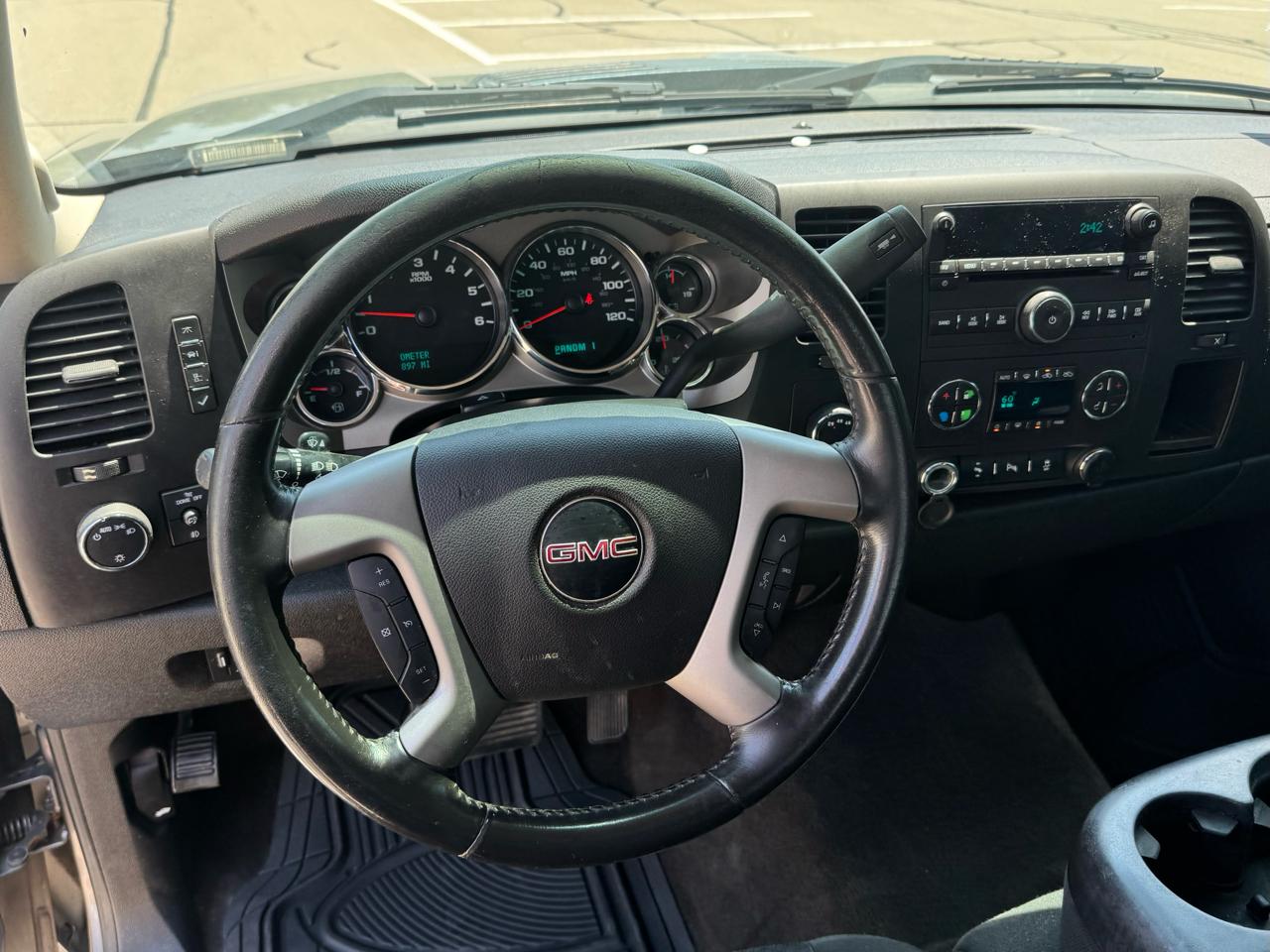 GMC Sierra 2500HD SLE Crew Cab 4WD 2013