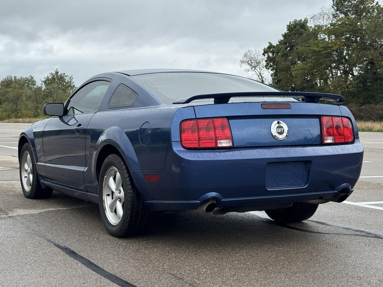 Ford Mustang GT Deluxe Coupe 2007