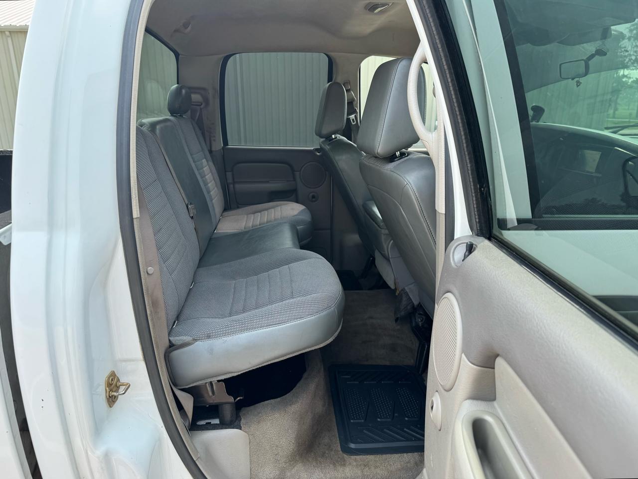 Dodge Ram 3500 ST Quad Cab Long Bed 4WD DRW 2005