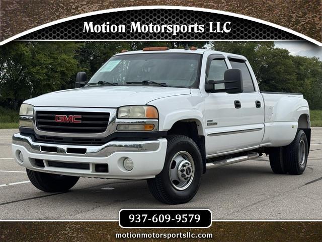 White 2006 GMC Sierra 3500 Pickup Truck Four-Wheel Drive Automatic