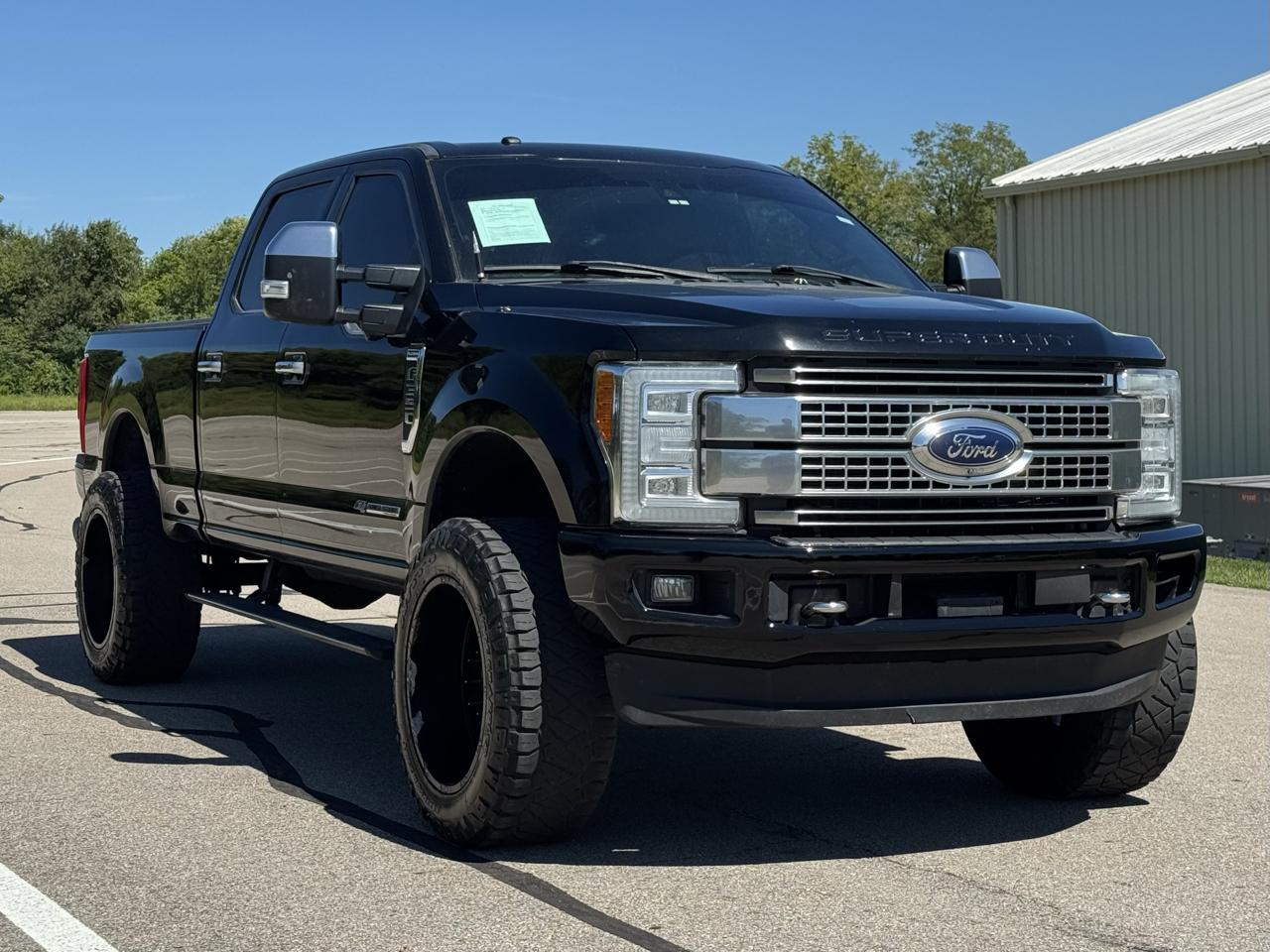 Ford F-350 SD Lariat Crew Cab 4WD 2017