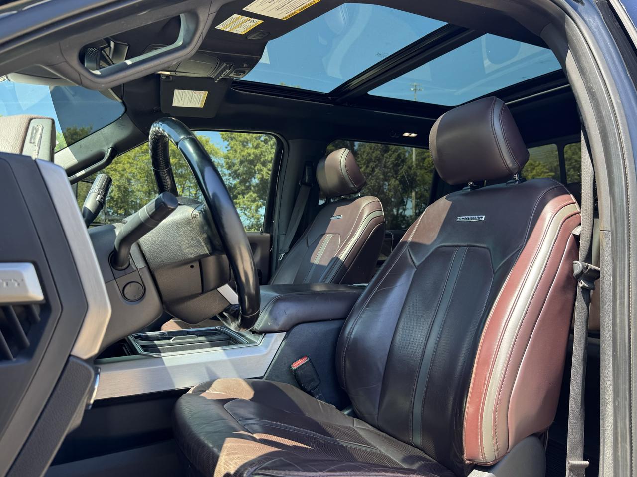 Ford F-350 SD Lariat Crew Cab 4WD 2017