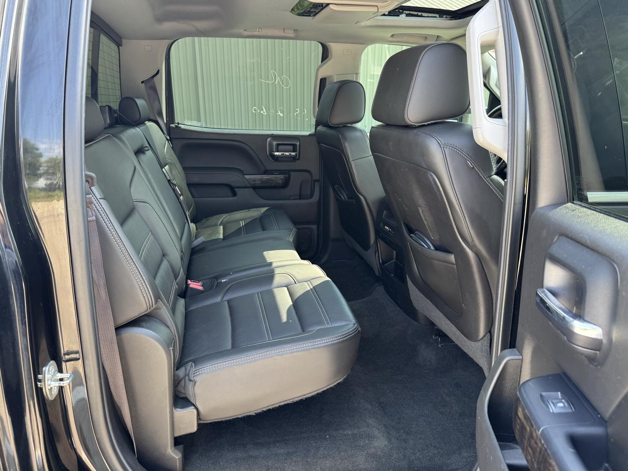 GMC Sierra 2500HD Denali Crew Cab 4WD 2015