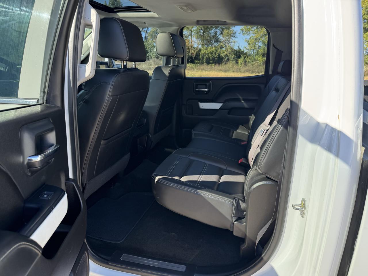 GMC Sierra 2500HD Denali Crew Cab 4WD 2017